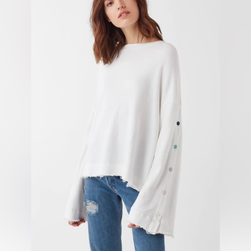 Splendid Snap Action White Sweatshirt Small NWT